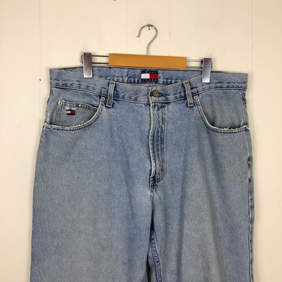 Vintage Tommy Hilfiger Light Wash Jeans Sz 34 - Picture 2 of 11